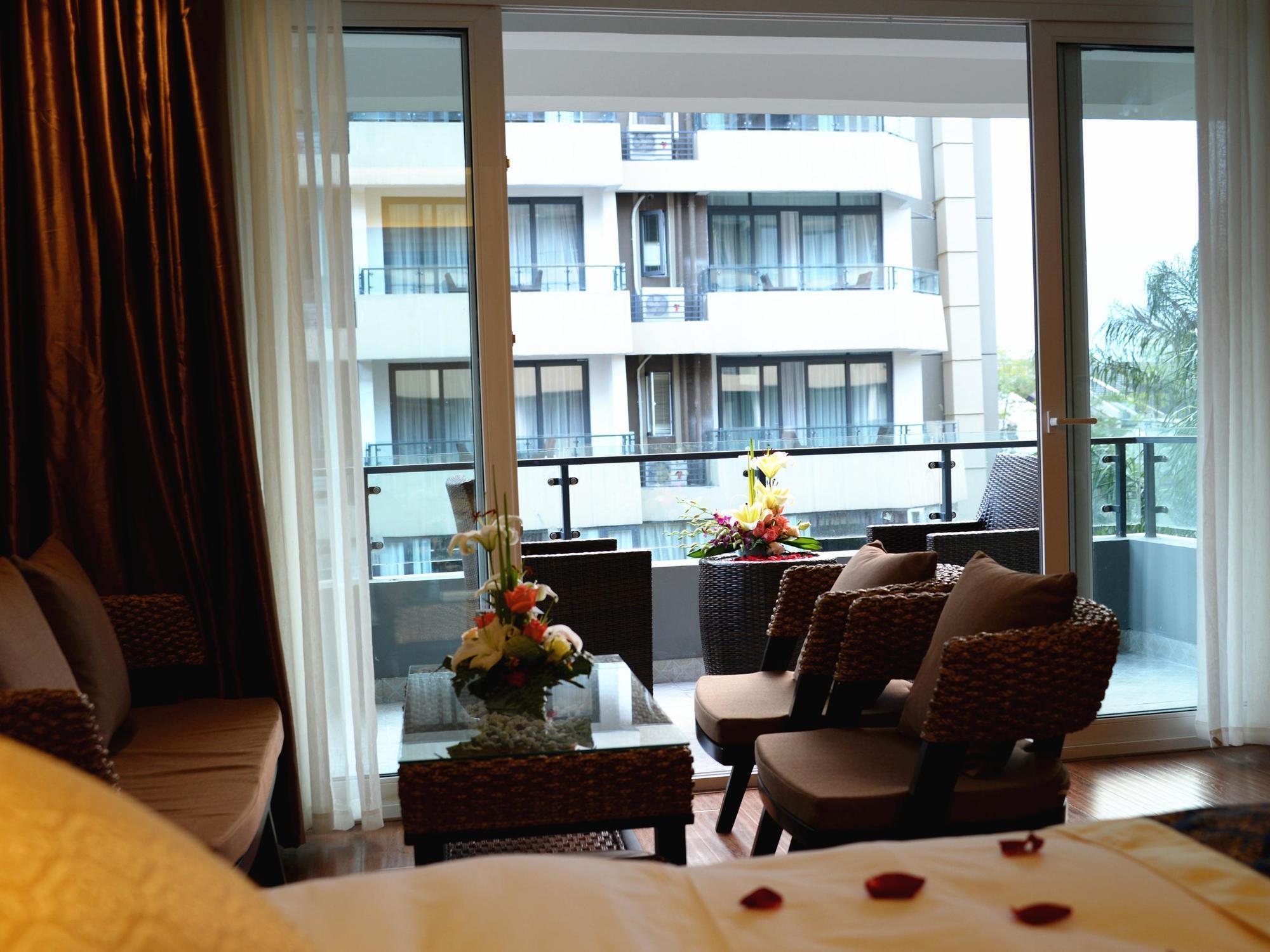 Emei Garden City Resort Gunung Emei Bagian luar foto